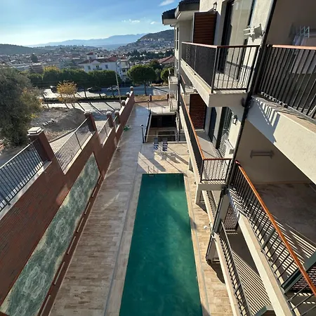 Alarga Residence&suites شقة *